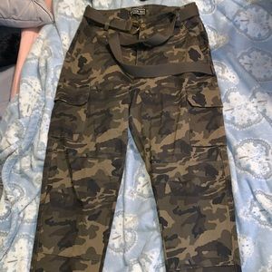 camo utility pant joggers